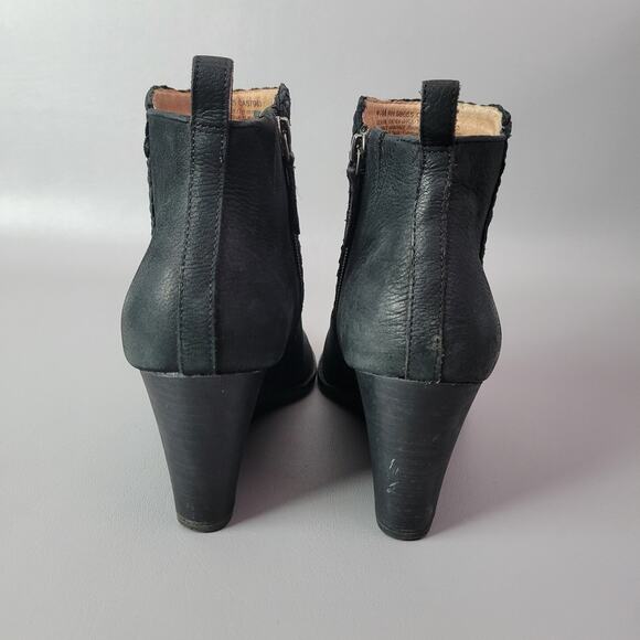 Caslon Womens Black Leather Zip High Wedge Heel Ankle Boots 9.5 M Waterproof - Picture 10 of 13